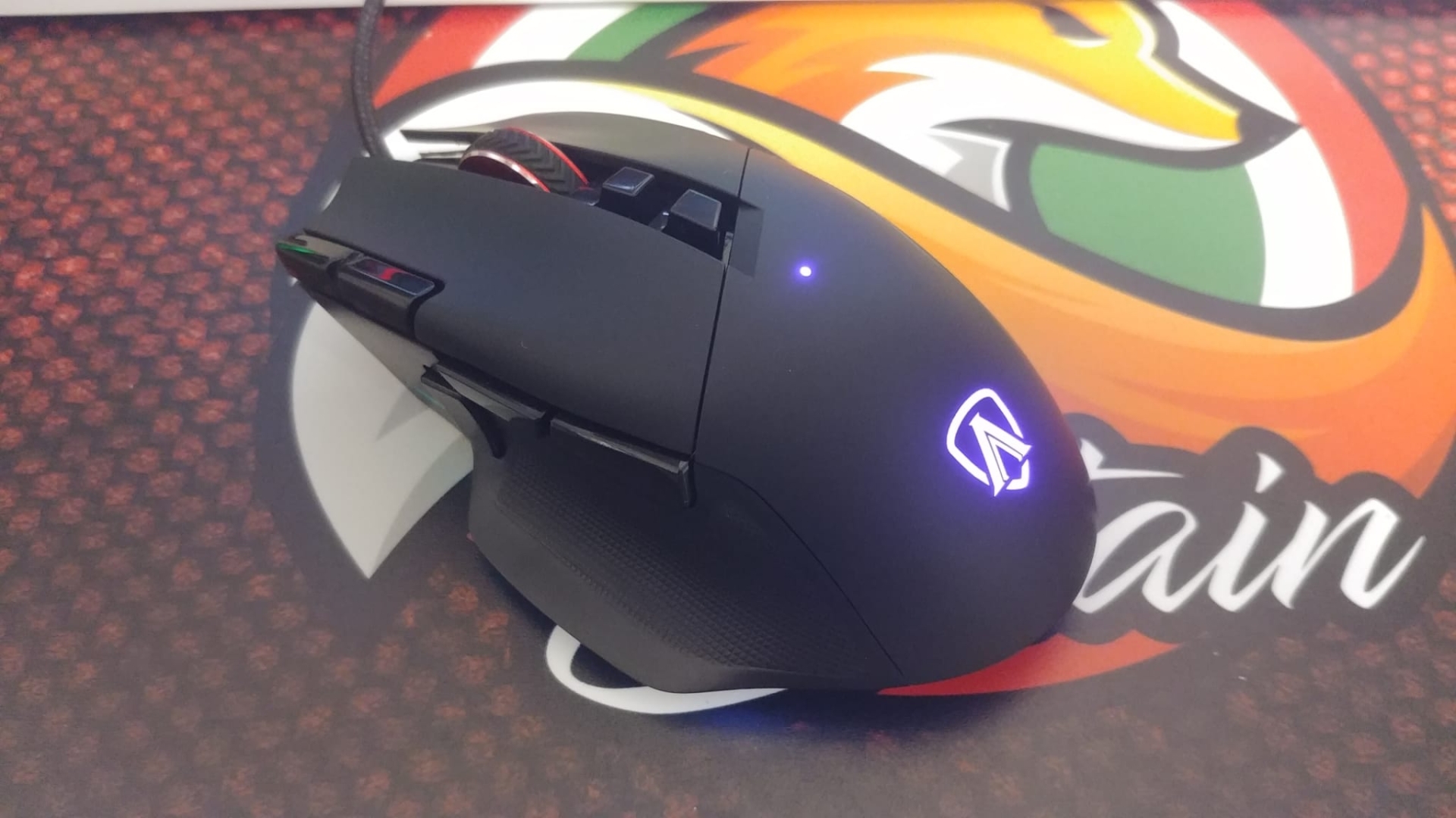 AGON AGM600 - La Recensione del mouse inaspettato